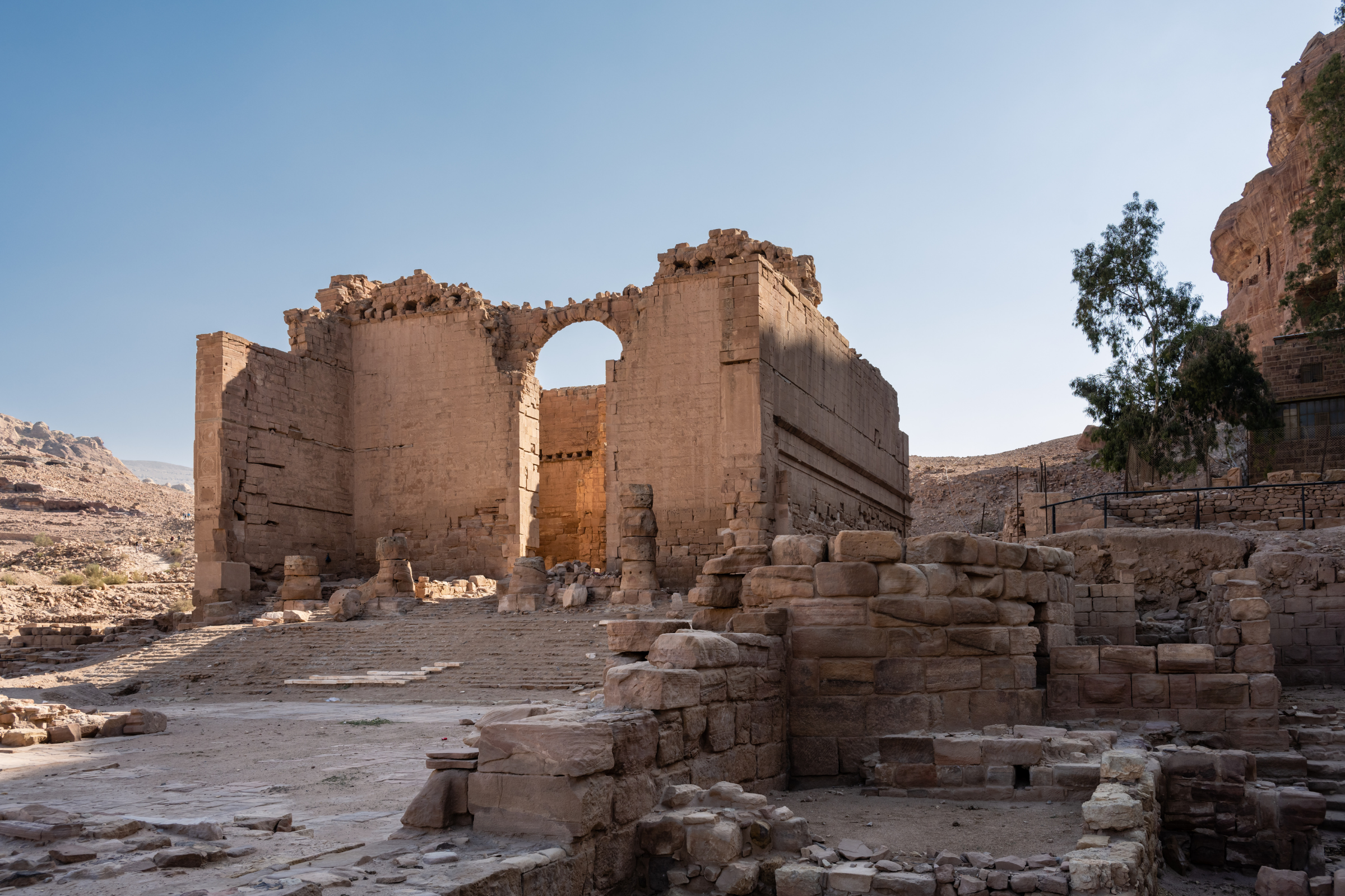 qasr al-kharranah.webp